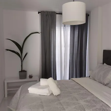 Sun Gate Apartment